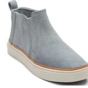 Tom’s baby blue hightop Size 11